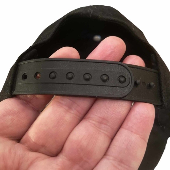 Guess x J Balvin Snapback Spellout Cap - Picture 5 of 5